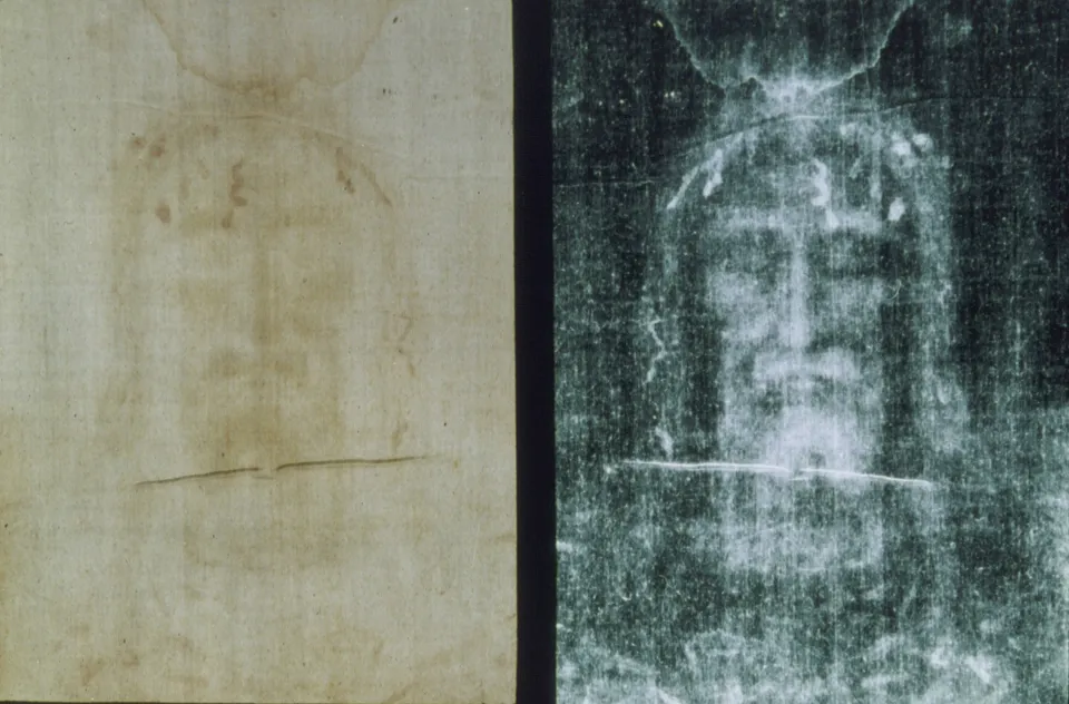 Santo Sudário de Turim — negativo fotográfico misterioso impresso no tecido